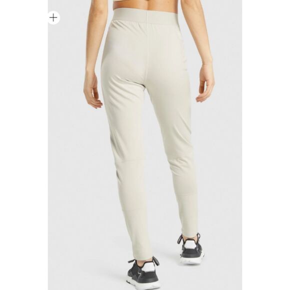 Gymshark PAUSE COSY LEGGINGS size Medium Tan Joggers Athleisure GYM High Rise - Picture 3 of 4